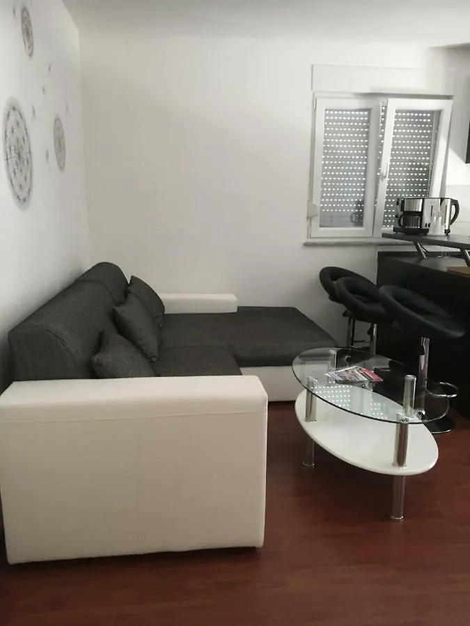 Apartment Matic Vrsi